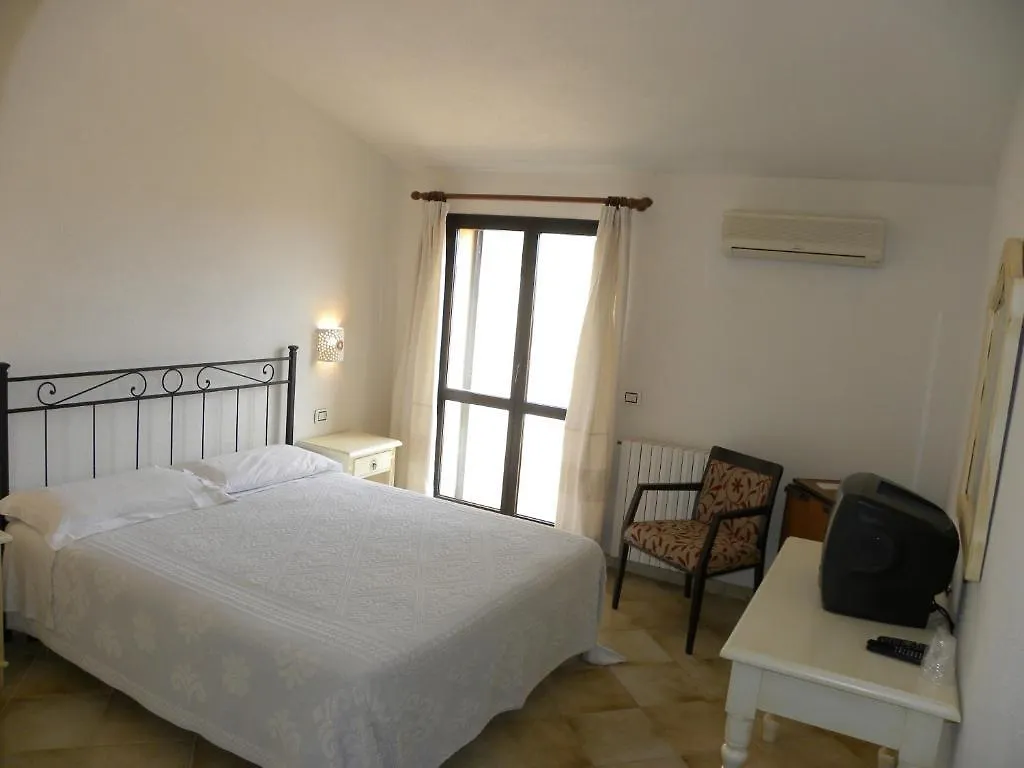 Hotel San Pantaleo 3*,  Ιταλία